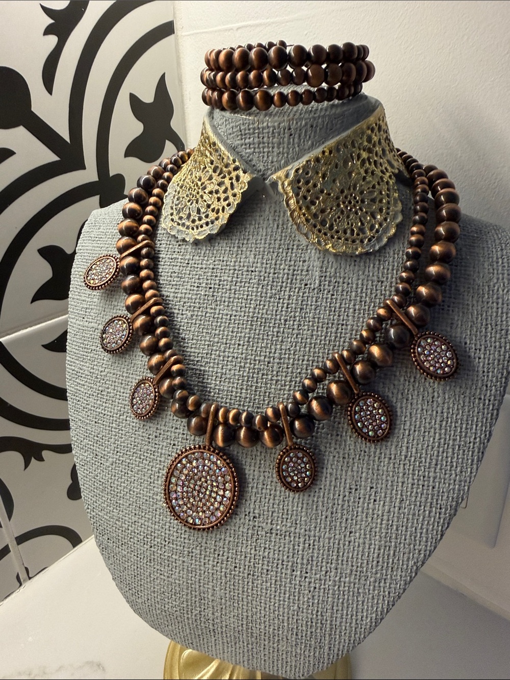 NWT Southwest Cowgirl Rodeo Concha Rose Gold Copper Necklace and Bracelet Set